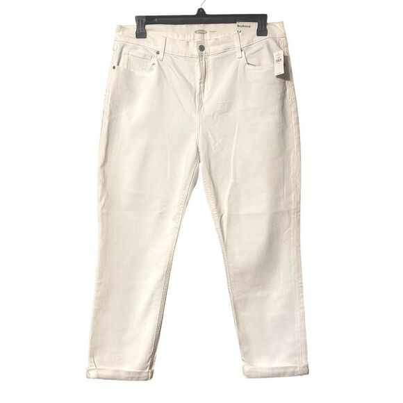 Old Navy Boyfriend Mid-Rise White Jeans Size 14 NWT 📦 - Picture 1 of 9